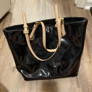 Black Michael kors purse
